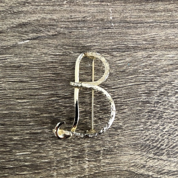 Vtg Letter B Brooch - Picture 1 of 12